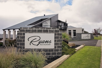 mandala ace albany hotel