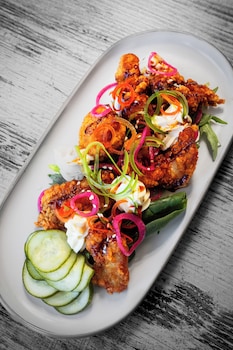 mandala ace albany hotel