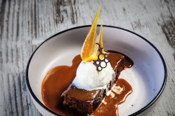 mandala ace albany hotel