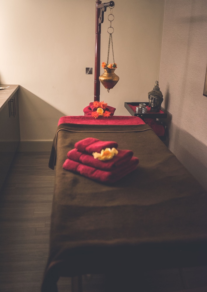 dover marina hotel and spa tapestry collection by hilton