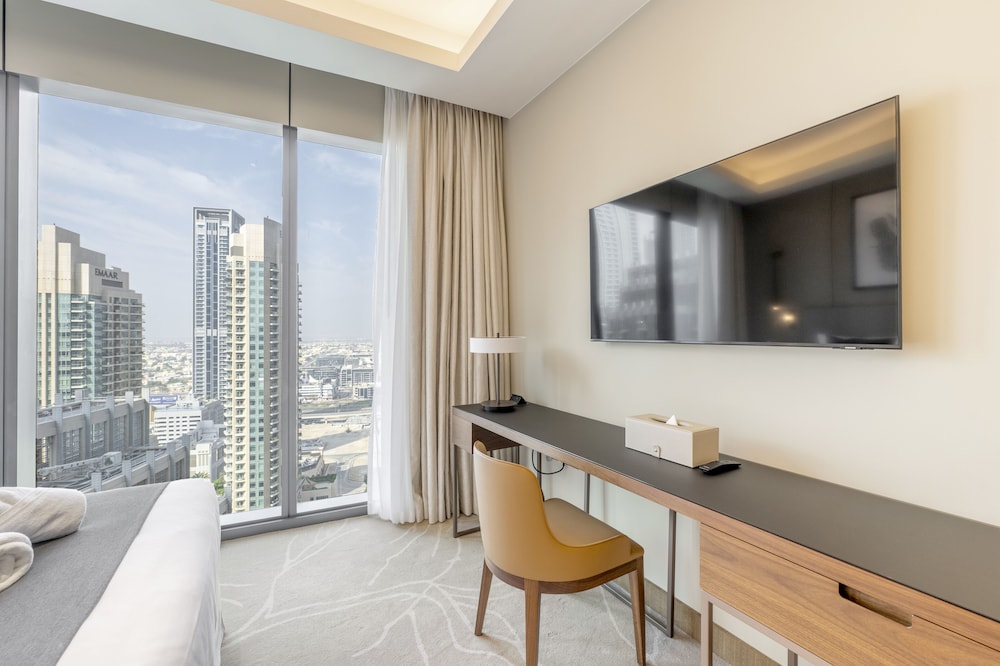 address dubai opera residences