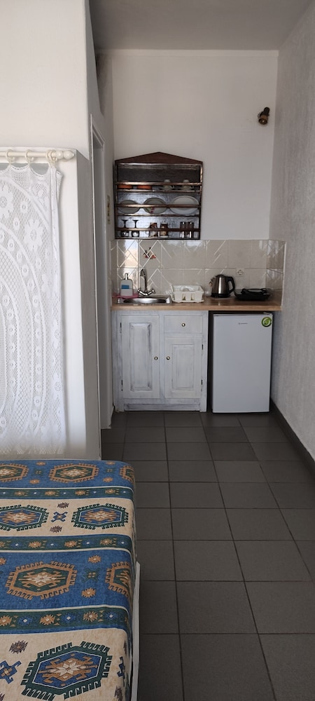 Panorama Oia,Near Baxedes Beach,2 star