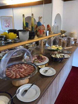 hotel restaurant gasthof zum schutzen