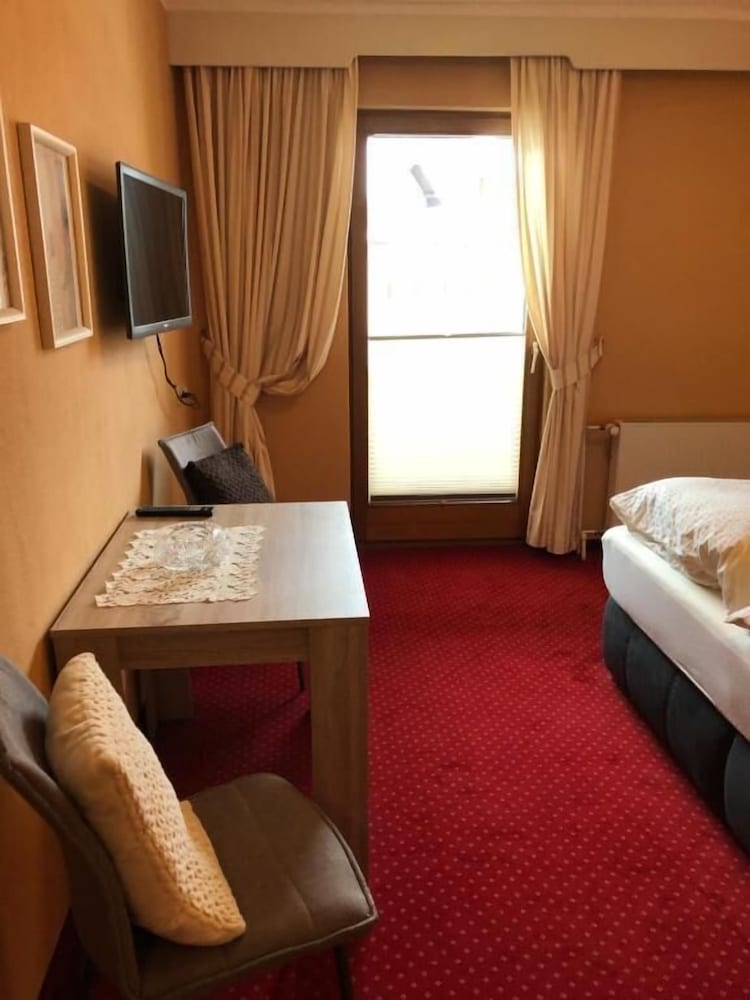 hotel restaurant gasthof zum schutzen