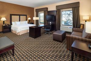 hampton inn and suites longview north