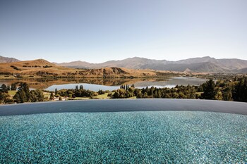 stoneridge estate