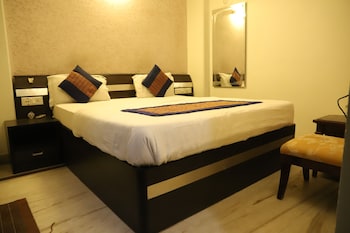 airport hotel golden jindal