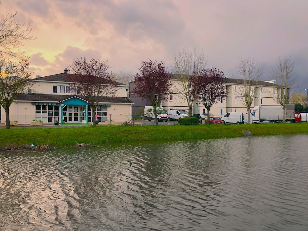 fasthotel roissy cdg sud claye souilly