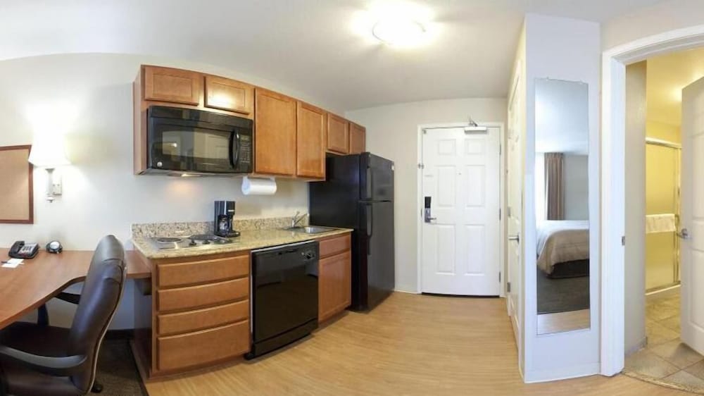 Candlewood Suites Loveland By Ihg,Fort Collins>>Colorado,3 star