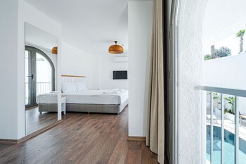 alacope alacati hotel