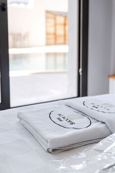 alacope alacati hotel