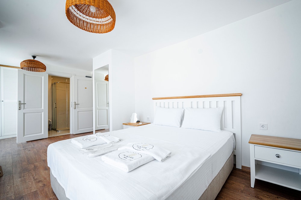 alacope alacati hotel