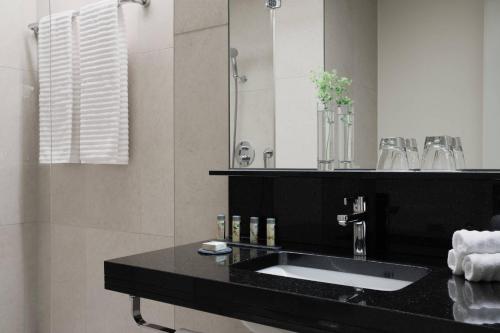 renaissance lucerne hotel