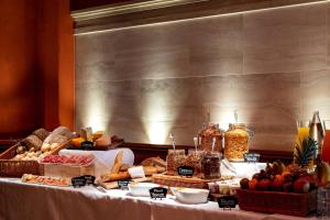 renaissance lucerne hotel