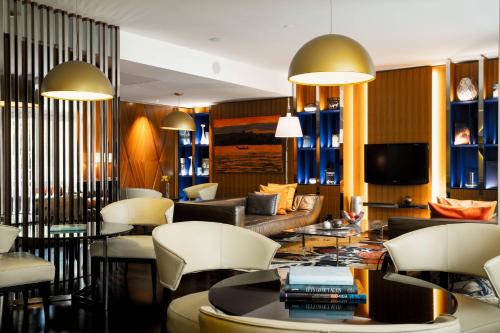 renaissance lucerne hotel