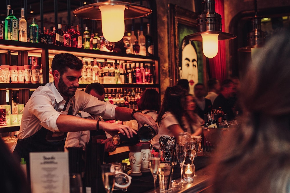 renaissance lucerne hotel