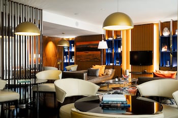 renaissance lucerne hotel