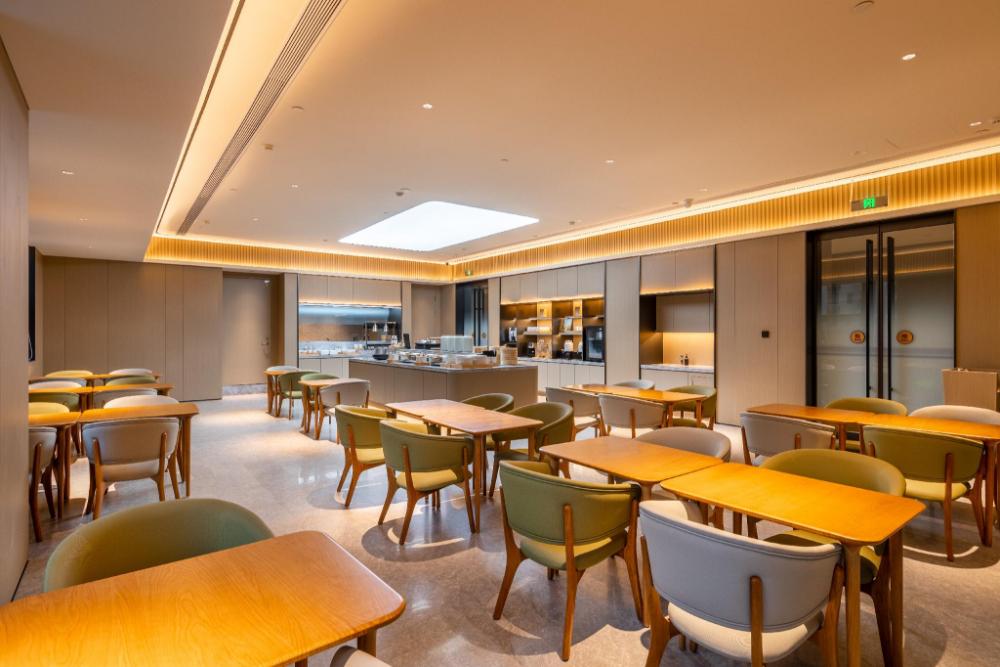 all seasons hotel nanjing gaoxie crab city shop