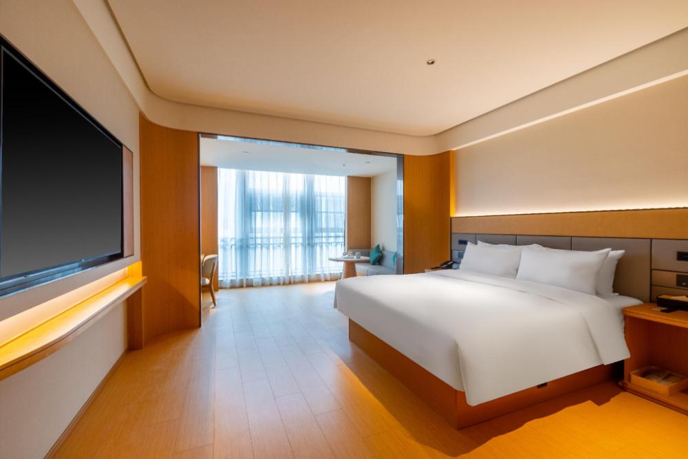 all seasons hotel nanjing gaoxie crab city shop
