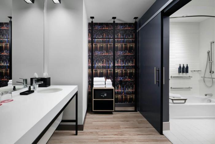 aloft waukee