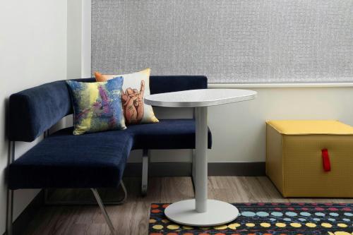 aloft waukee