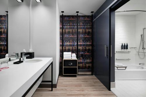 aloft waukee
