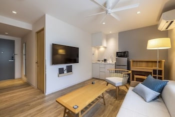 alphabed inn nahakokusaistreet west