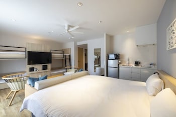 alphabed inn nahakokusaistreet west