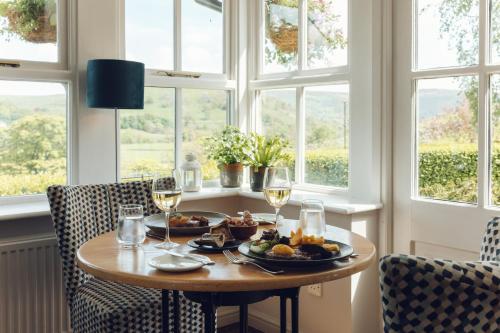 the fell hotel