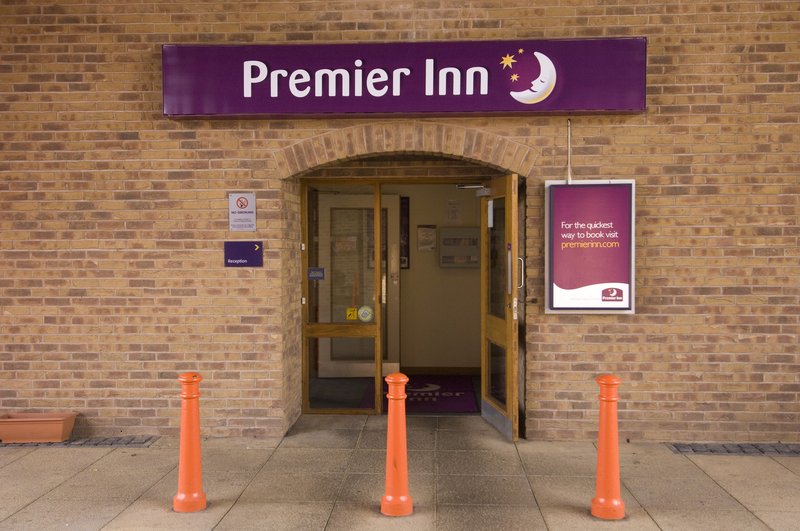 Premier Inn Sheffield/Barnsley (M1 Jct36)