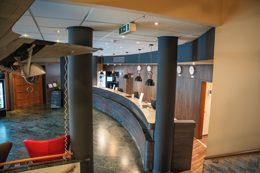 airways hotel frankfurt airport west