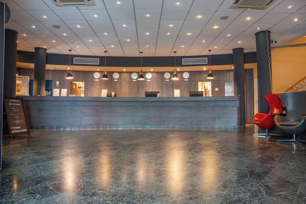 airways hotel frankfurt airport west