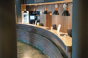 airways hotel frankfurt airport west