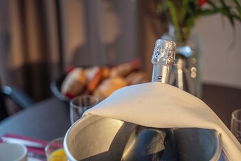 airways hotel frankfurt airport west