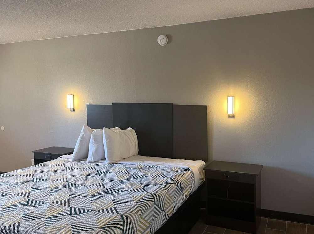 motel 6 hurricane wv