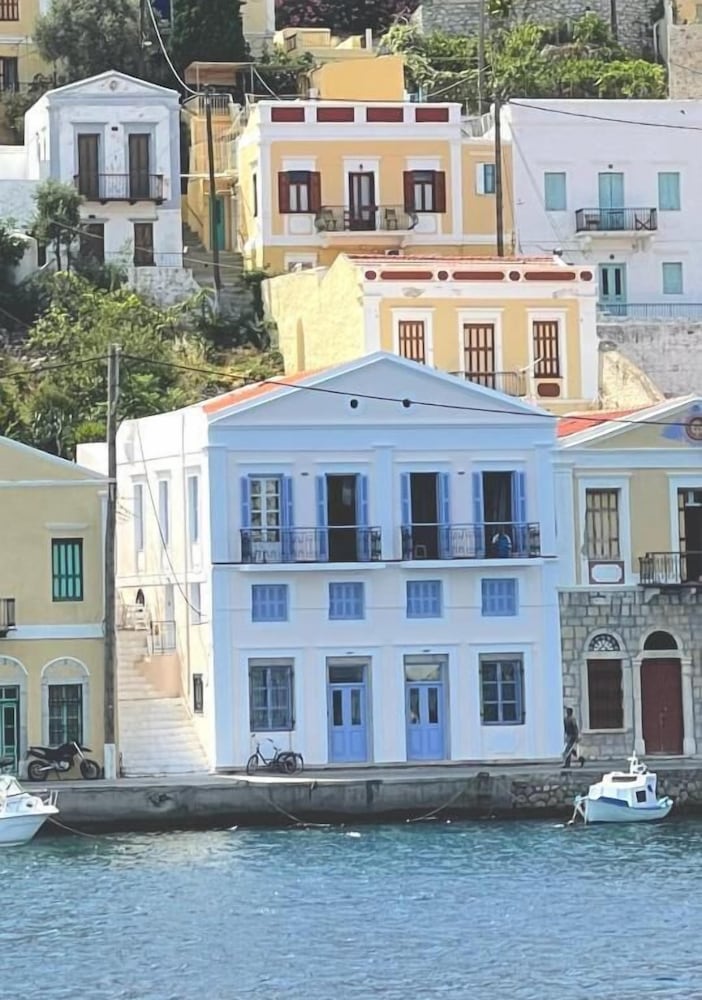 anamar symi residence