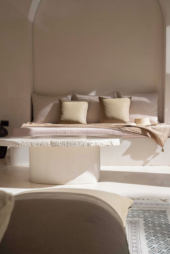 anat tantric boutique hotel