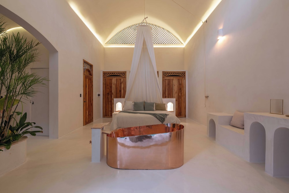 anat tantric boutique hotel