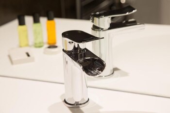 The Burton Hotel And Cloud Nine,Hereford>>Bristol,3 star