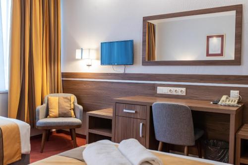 Arpad Hotel,Tata>>Esztergom,3 star