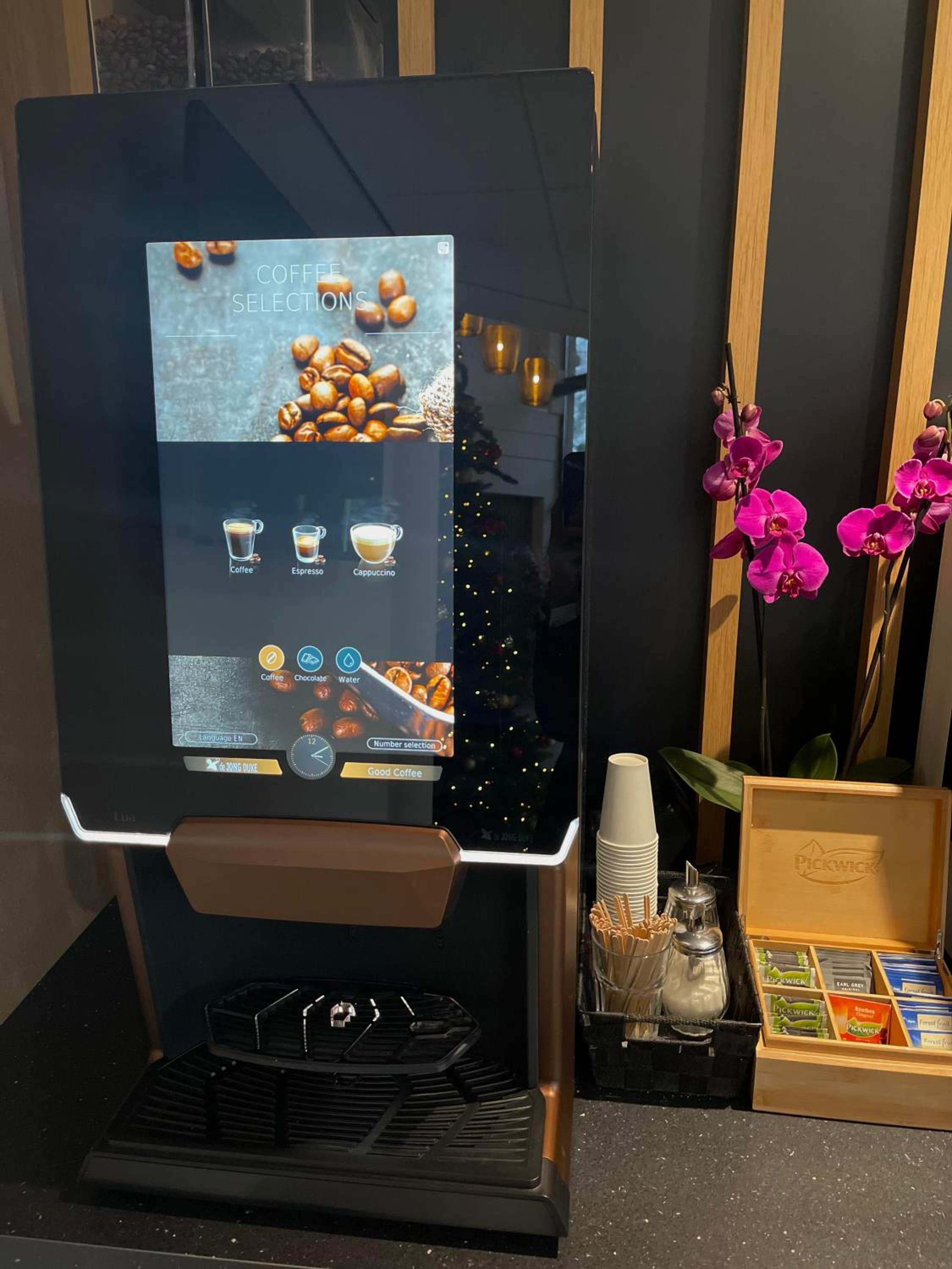 ozo hotels antares airport