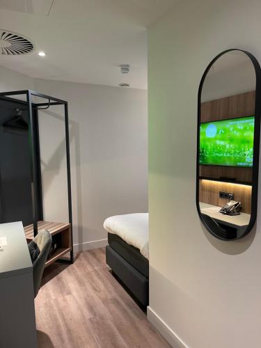 ozo hotels antares airport