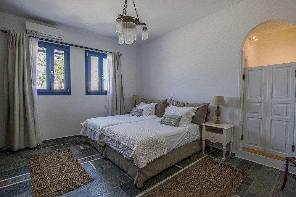 anthemion paros villas and suites