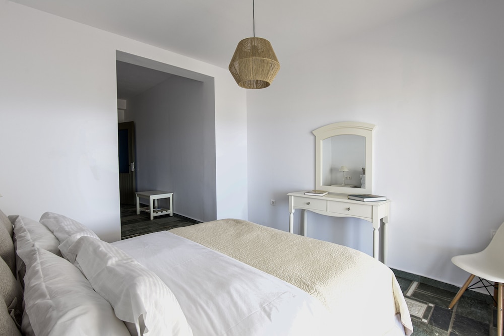 anthemion paros villas and suites