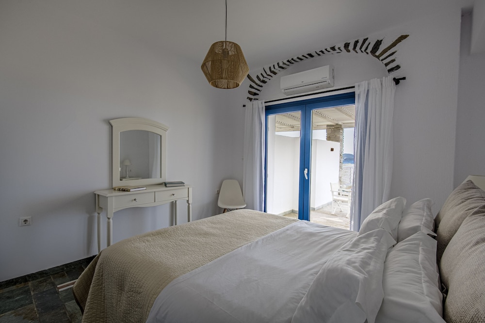 anthemion paros villas and suites
