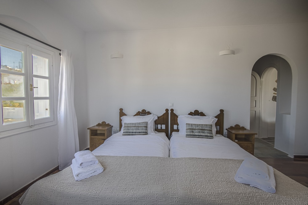 anthemion paros villas and suites