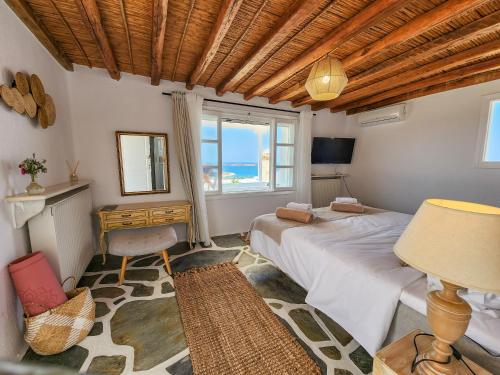 paros