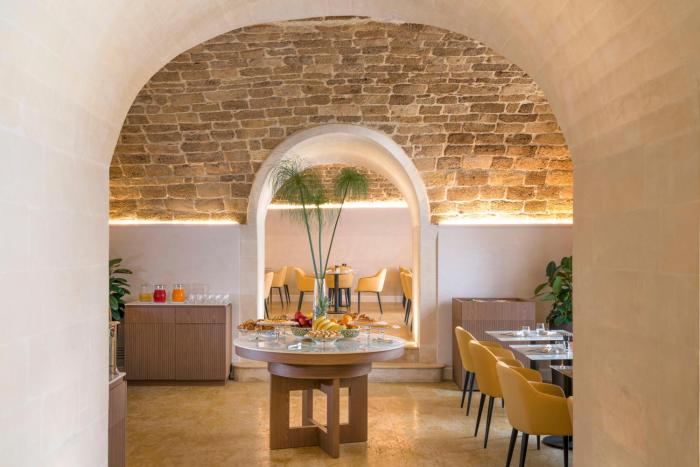 palazzo artemide vretreats