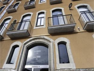 urbi apartments