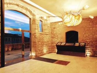 urbi apartments